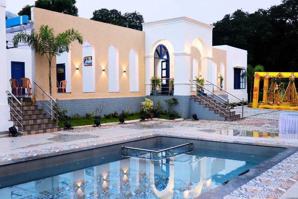 Pool Party & Farmhouse Events